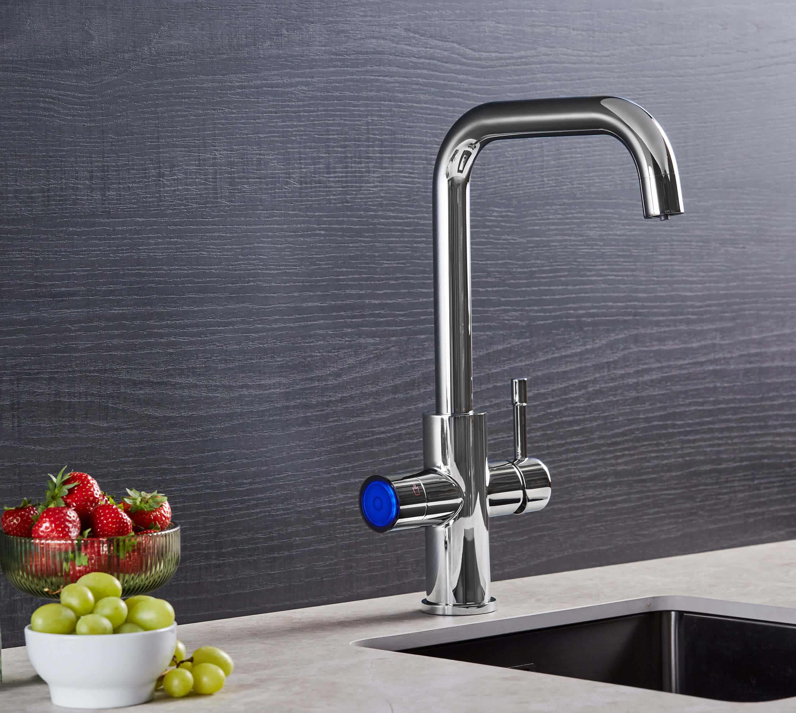 Lyra 4-in-1 Chrome