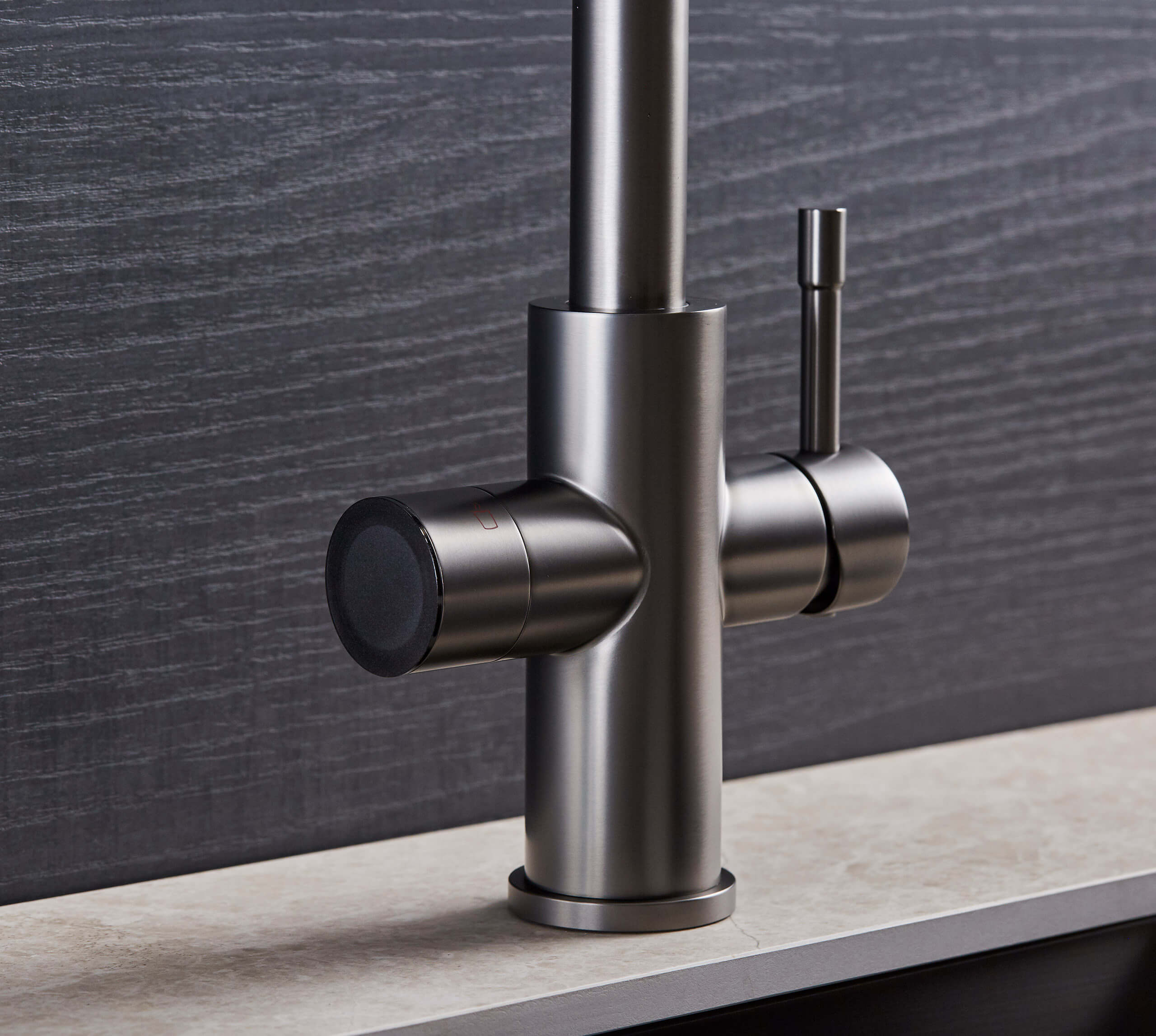 Lyra 4-in-1 Gun Metal