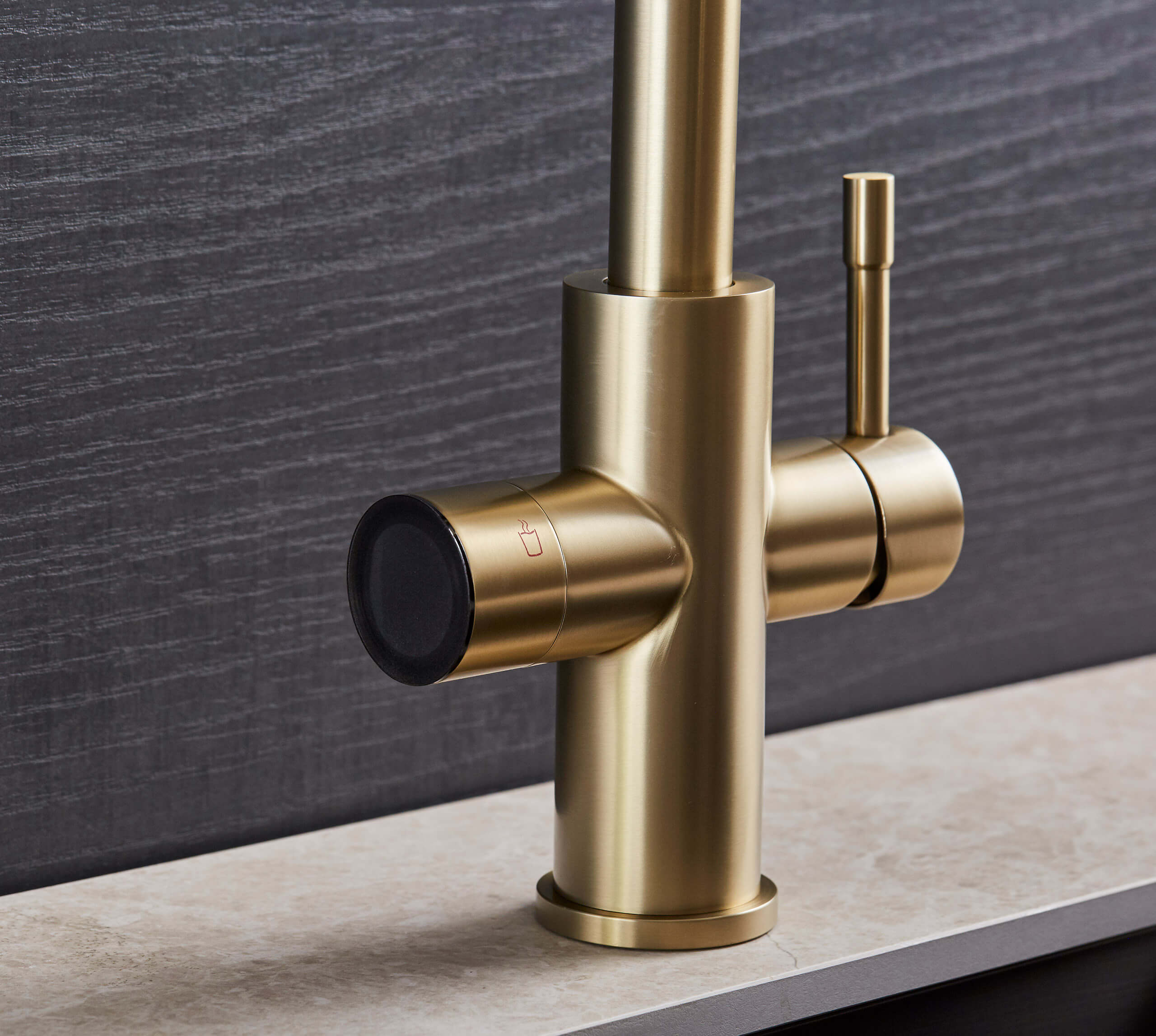 Aquilia 4-in-1 Brushed Gold