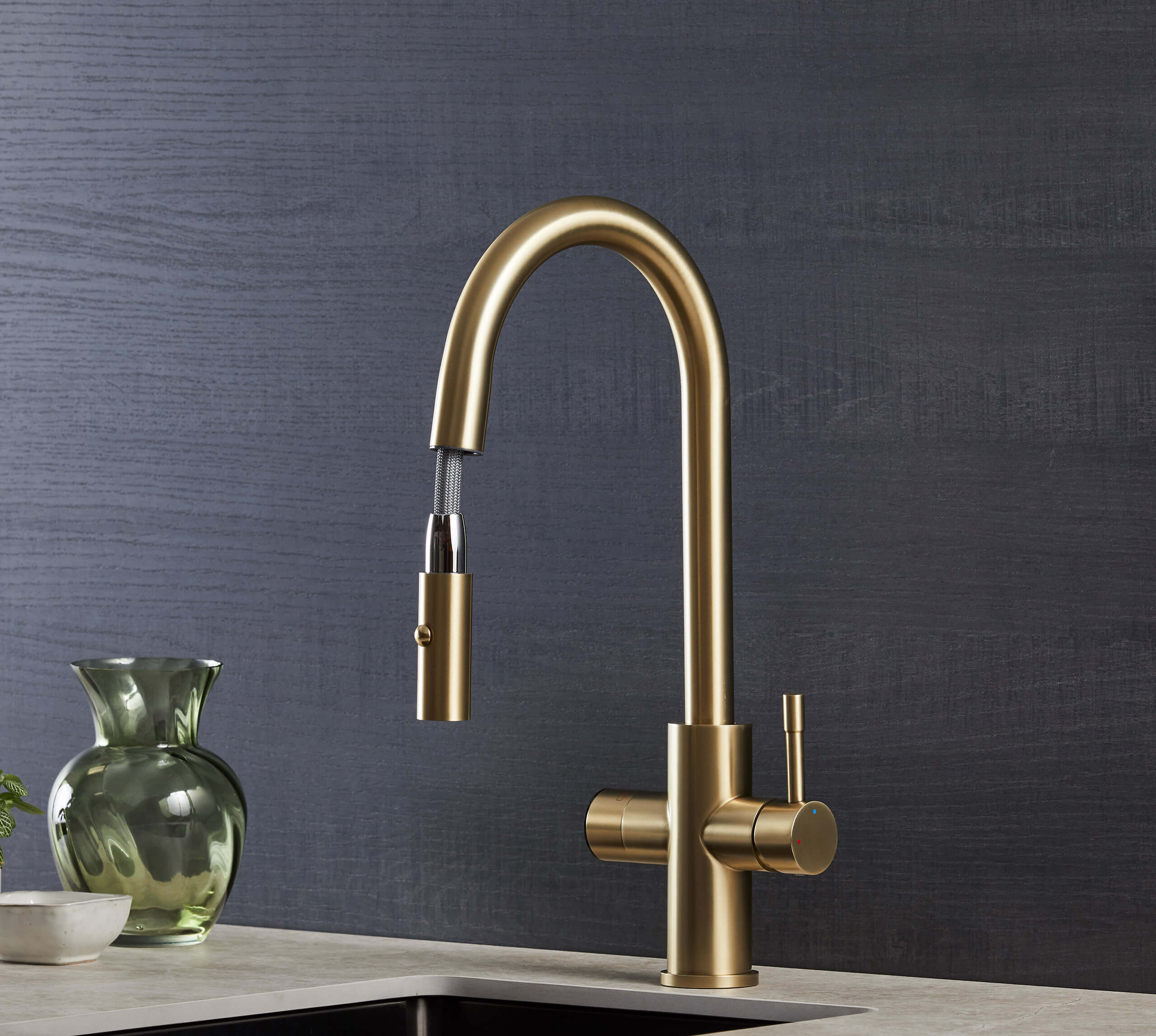 Aquilia 4-in-1 Brushed Gold