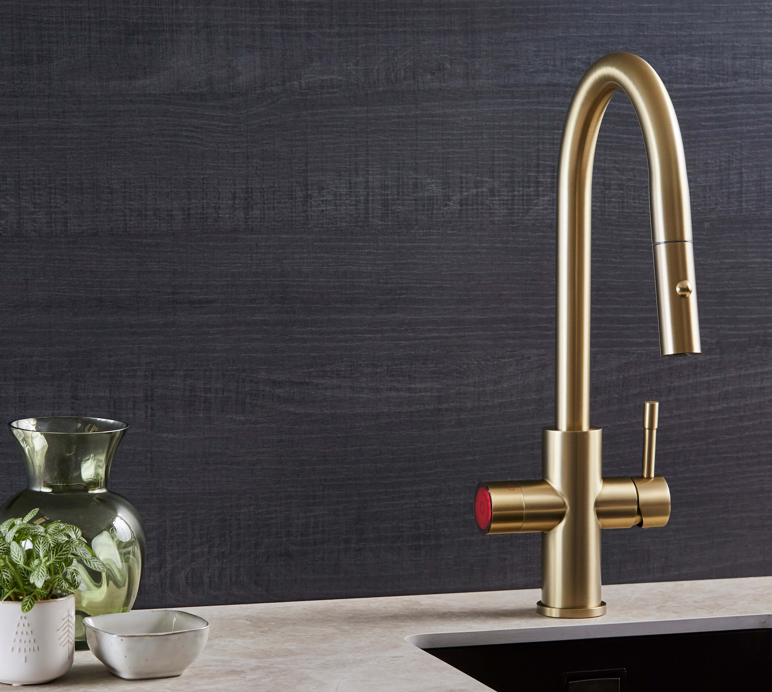 Aquilia 4-in-1 Brushed Gold