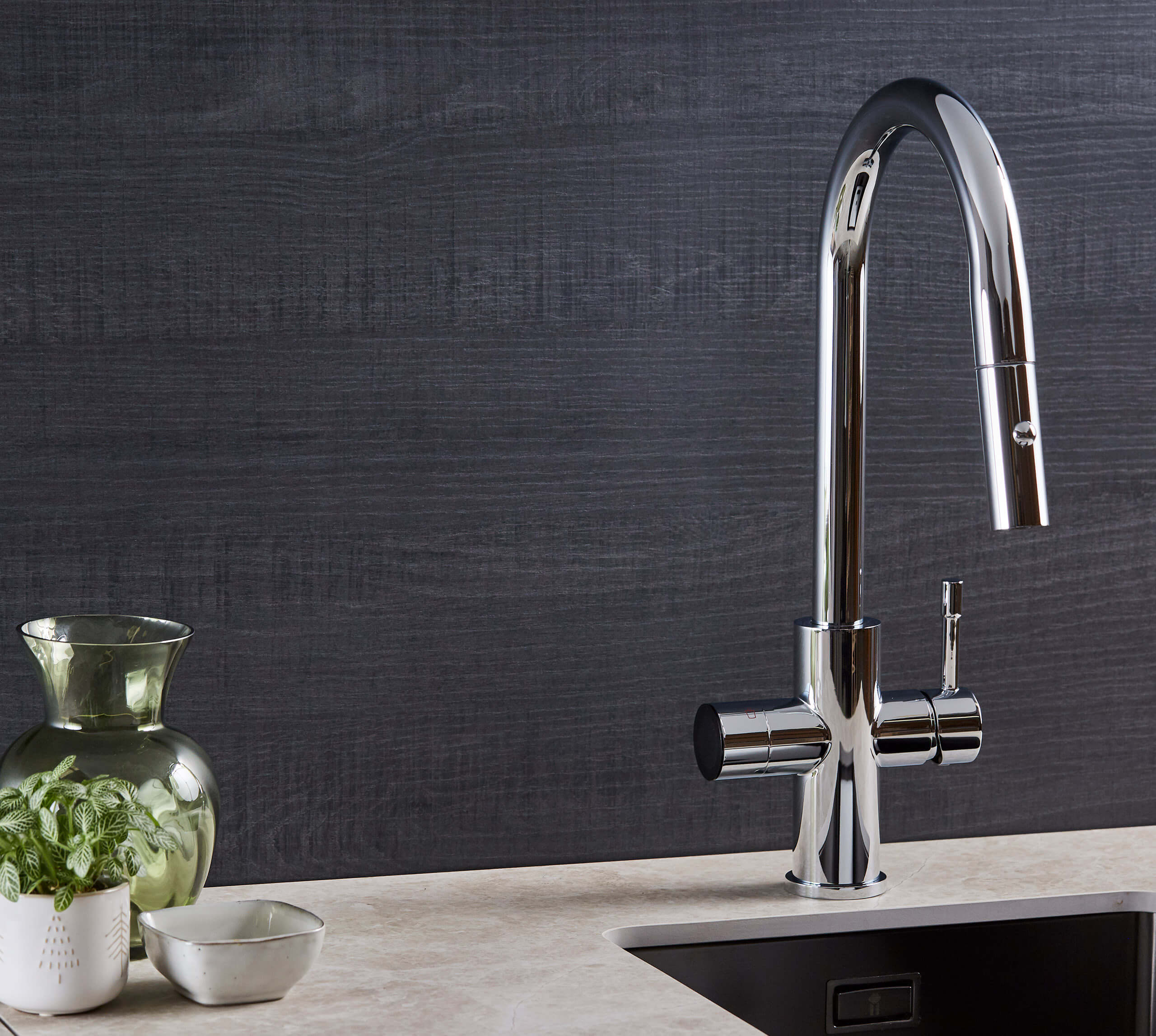 Aquilia 4-in-1 Chrome